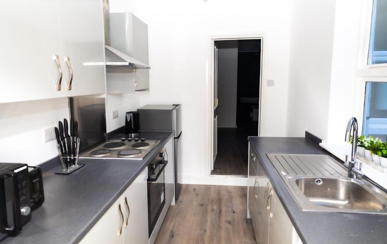 Cozyhouses كينغستون أبون هول المظهر الخارجي الصورة